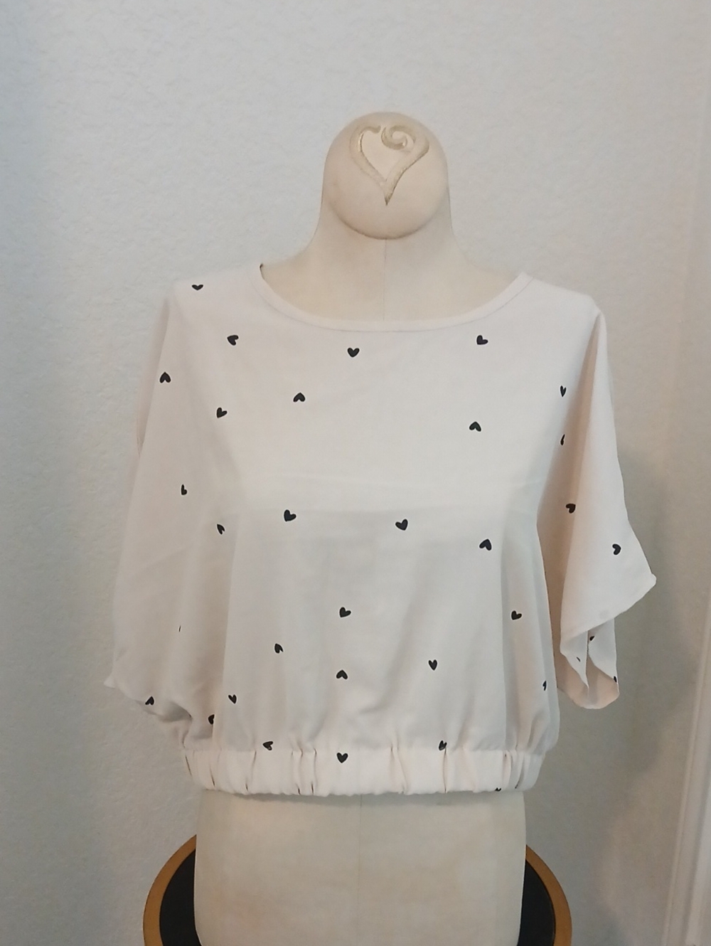 Cream Heart-Print Short Sleeve Blouse with Elastic Hem